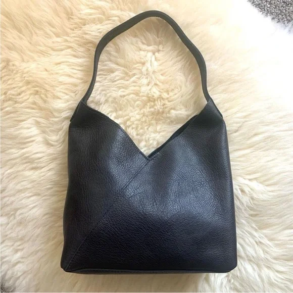 Portland Leather Bag - Picture 3 of 10